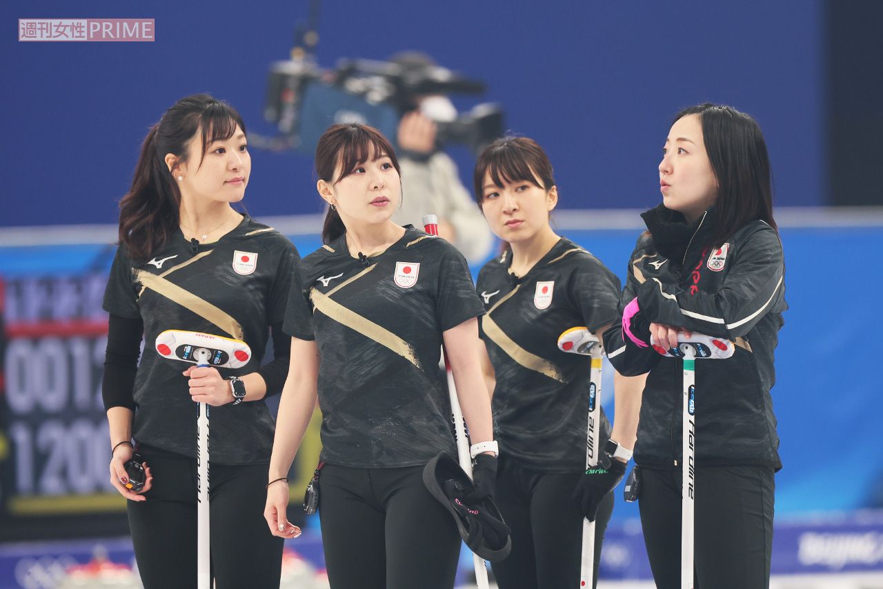 吉田知那美、藤澤五月、吉田夕梨花、鈴木夕湖、本橋麻里 ロコ・ 吉田知那美、藤澤五月、吉田夕梨花、鈴木夕湖、本橋麻里 ロコ・