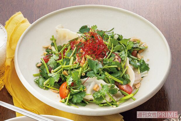 餃子のパクチーあえ