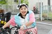 渡辺直美は『カンナさーん!』(TBS系 毎週火曜 夜10時~)でゴールデン帯ドラマ初主演。雇われデザイナー&ママ役を熱演中。