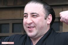 白鵬の相撲協会退職に「地獄を味わう」鬼の形相を見せた元大関・栃ノ心がジョージア料理店開業、朝青龍＆駐日大使も祝福