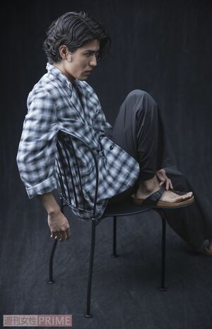 寛一郎 撮影/廣瀬靖士 ヘアメイク/AMANO スタイリング/坂上真一