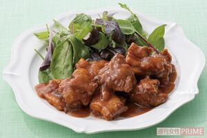 鶏の唐揚げピリ辛梅ソース（撮影／廣瀬靖士）