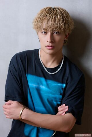 『GENERATIONS』白濱亜嵐 撮影/渡邉智裕 ヘアメイク/寺本剛(JUNESU)、大貫希代美(きよたび)