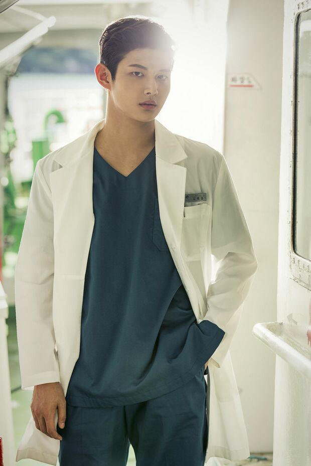 イ・ソウォン　(c)2017MBC