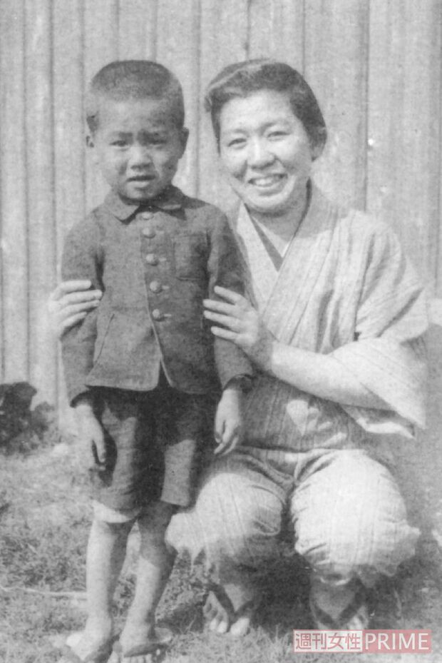 病弱だった幼少期。丈夫にしようと母は工夫を凝らし懸命に食べさせていた