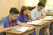 区立双葉中の夜間学級。生徒たちは国際色豊かで年齢層も幅広い
