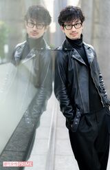 40代の色気漂う竹財輝之助（41）　撮影／佐藤靖彦