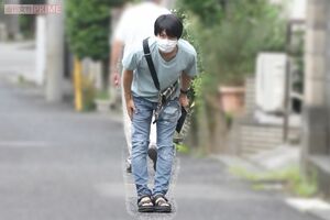 記者の直撃に、最後は挨拶をした小澤廉（'22年10月）