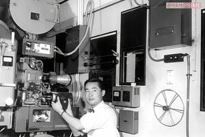 三井物産勤務時代にナカマスコープ映写機、レンズ、電子頭脳を発明 写真提供/ドクター・中松