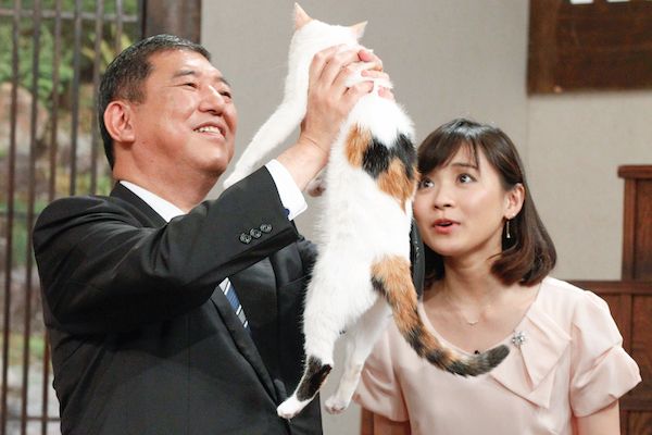  番組終了後にふれあいタイム♪　ちなみに、背中はハート模様！