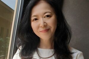 三刀流マリリンさん