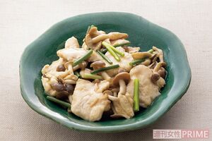 鶏むね肉としめじのオイスターバター（撮影／廣瀬靖士）