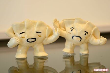 3月、東京・神保町のブックハウスカフェで開催された原画展では玉田さんお手製グッズや顔ハメパネルも用意された