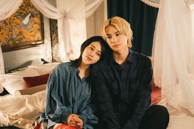 ドラマ『1122いいふうふ』PrimeVideoにて世界独占配信中　※画像をクリックするとHPにジャンプします。