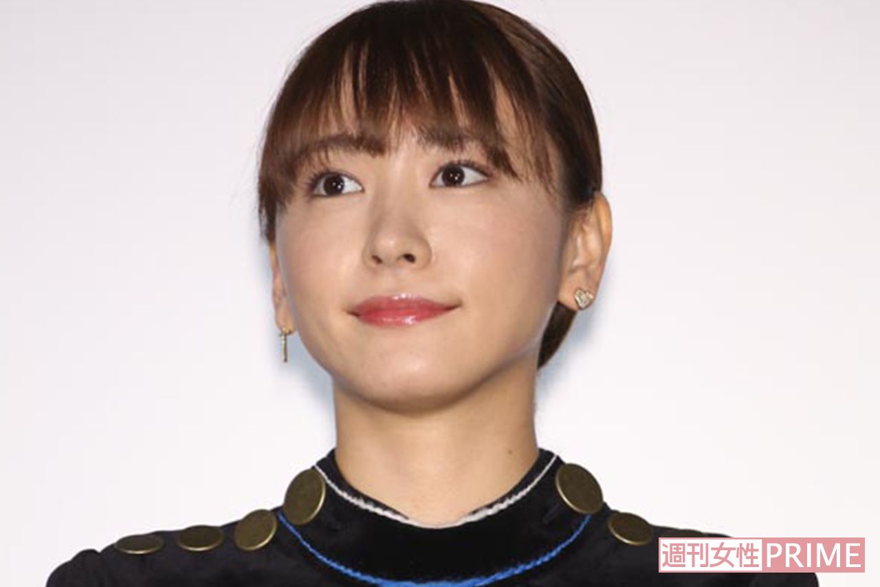 新垣結衣ガッキー2019特大写真集 - 女性タレント