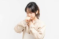 エアコンのカビが引き起こす《夏型過敏性肺炎》風邪との違いは「やたら長引くこと」医師が教える治療の“大…