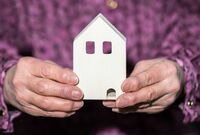 定年後まで住宅ローンが残っている人は要注意! 悲惨な“老後破産”を回避するテクニック
