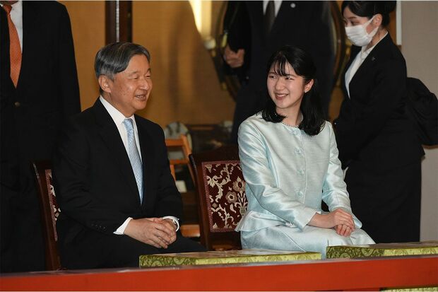 10月24日、秋の雅楽演奏会に出席された天皇陛下と愛子さま