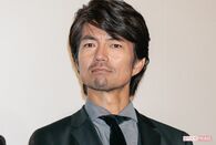 Koki,に続く次のサプライズ2世? 仲村トオルと妻を支える娘たち