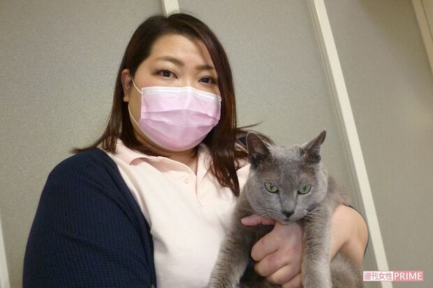 介護職員の安田さんは「動物たちが入居者や職員に活力を与えている」と話す