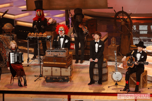 2016年紅白では『Hey Ho』を演奏