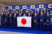 ANAによるサッカー日本代表のお見送りセレモニー。長友佑都は前列左から4番目(サッカー日本代表公式Xより)
