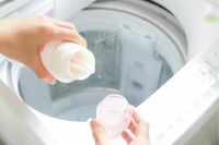 柔軟剤に危険な化学物質が!? 健康被害多発、頭痛や吐き気・身体の痺れまで引き起こす“香害”のメカニズム…