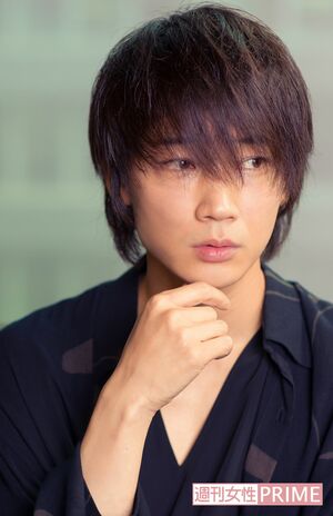 綾野剛　撮影／伊藤和幸