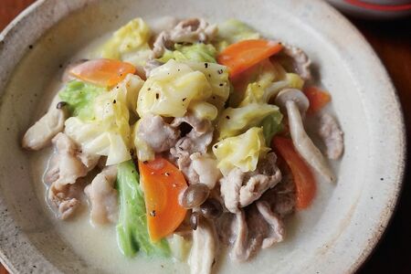 豚肉とキャベツの豆乳クリーム煮