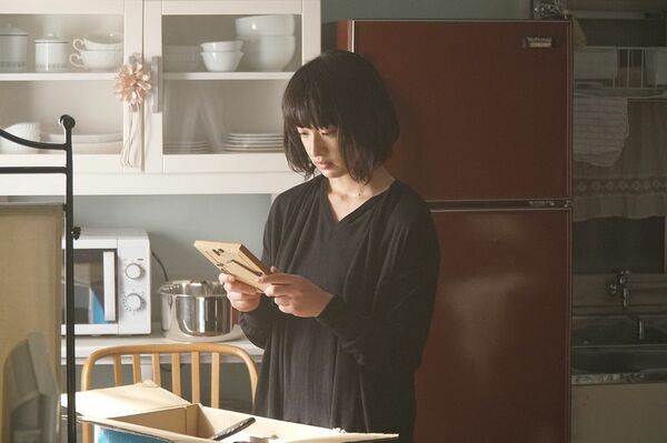 次第に明らかになっていく“キス女”こと宰子の過去のトラウマとは　(c)日本テレビ