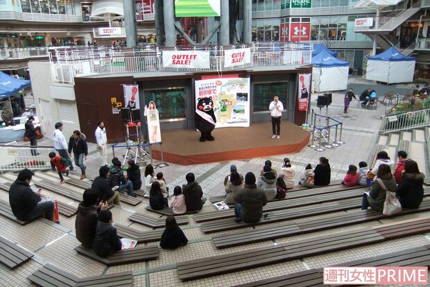 2011年、大阪でのイベント。人もまばらで、今では考えられない風景（提供・県庁）