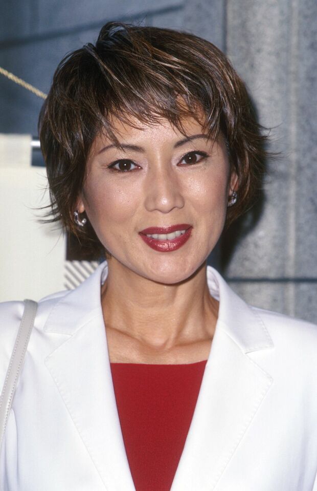 先月、ブログで食道がんのステージ3であることを公表した女優の秋野暢子。医師から食道を摘出する手術を提案されるも、手術を避けて放射線療法を選んだという