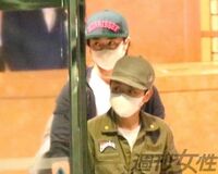 『ワクワク学校』大阪公演後の嵐メンバーを空港でキャッチ