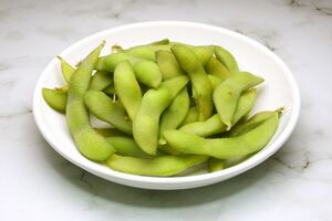 熱中症の予防になるタンパク質が多く含まれる『えだまめ（ゆで）』。100グラムあたり11.5グラムのタンパク質量（出典は文部科学省「食品成分データベース」）
