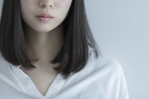 日本では生き方の多様化が進む一方、「生きづらさ」を感じている人も少なくない