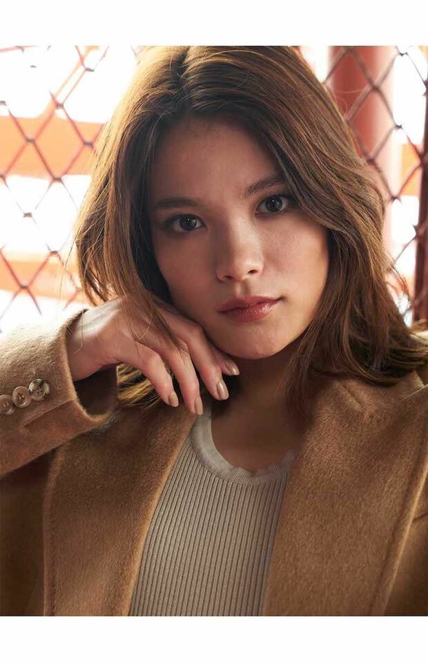 MaxMaraキャンペーンに登場した阿部詩（MaxMara公式サイトより）