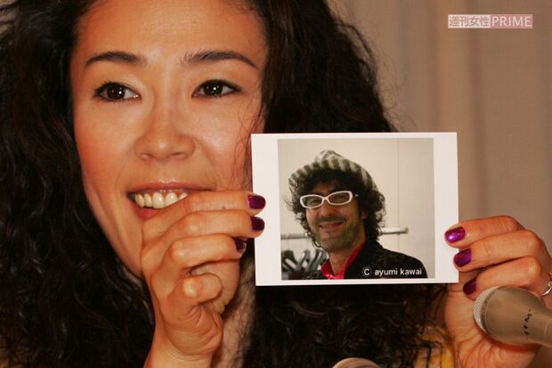 2007年、フランス人アートディレクターのローラン・グナシアさんと結婚した寺島しのぶ