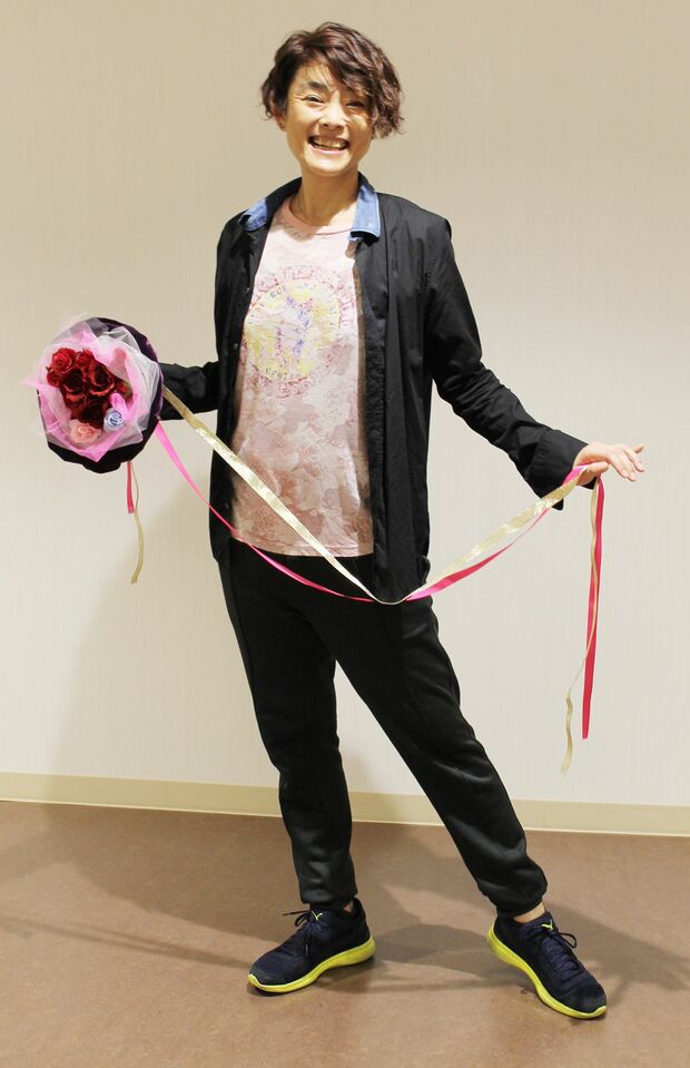 宝塚流のノウハウをたっぷり教えてくれた、はやせ翔馬さん。立ち姿がカッコいい！