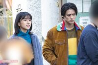 King & Prince脱退の平野紫耀、分裂騒動後のTBS『クロサギ』ロケ現場をキャッチ!笑顔の黒島結菜の隣で見せ…