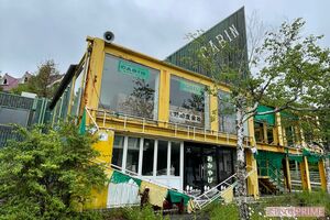 遠目ではきれいな北野印度会社 撮影/村田らむ