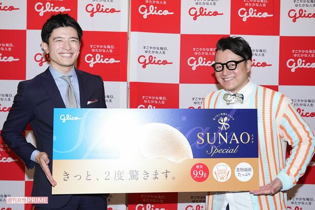 左から篠原光アナ、シズリーナ荒井さん　撮影/北村史成