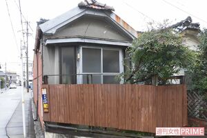武藤容疑者と母親が住んでいた長屋