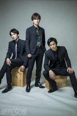 『HiGH＆LOW』　来年7月公開の映画を軸にした総合エンターテイメント・プロジェクト。連続ドラマは日本テレビ系で放送中・毎週水曜日、深夜25時29分～（※一部地域では放送日時が異なります）。映画は来年7月16日から全国公開！　詳細は公式サイト　http://high-low.jp/