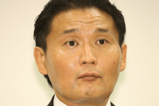 貴乃花がマフィア風なファッションから一転、柔和な印象にイメチェンも…今も続く…