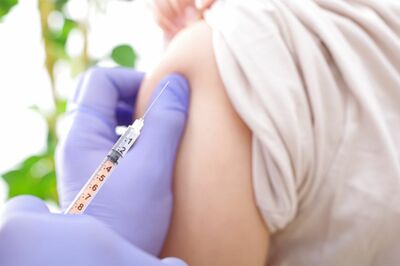 「100%の予防効果はないけれども、しないよりはずっとマシ」とワクチン懐疑派の医師もワクチンの効果を評価（写真はイメージです）