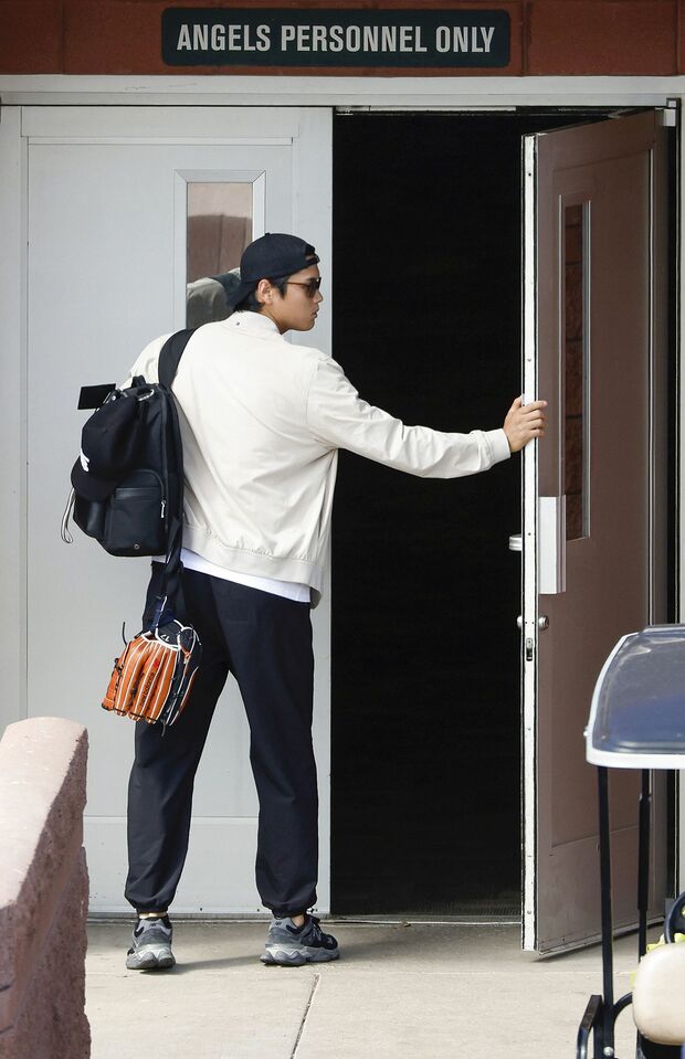 WBC後、チームに合流時も、寺田トレーナーから3時間マッサージを受けた