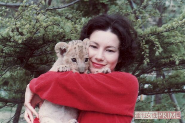 動物プロダクションの経営を手伝い始めたころ。経営は自転車操業で苦労したという