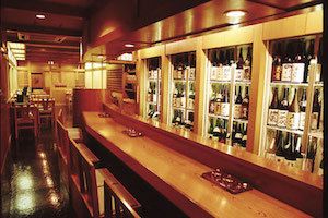  東京都中央区銀座3-5-8 銀座らん月B1F TEL03-3567-1133