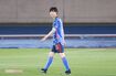 綾野剛が主演ドラマ『オールドルーキー』の撮影で神奈川県のサッカースタジアムに