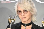 ライブパフォーマンスよりも「目がいっちゃう」HYDEの全身タトゥーにファン困惑、モチーフが示すYOSHIKIたち『THE・LAST・ROCKSTARS』と、バンド活動減少の『L'Arc-en-Ciel』の未来